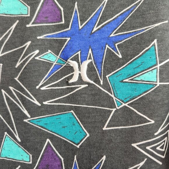 Hurley Mens Slater AOP T-Shirt Size Small 80's Theme Geometric Design, Gray - Picture 3 of 8